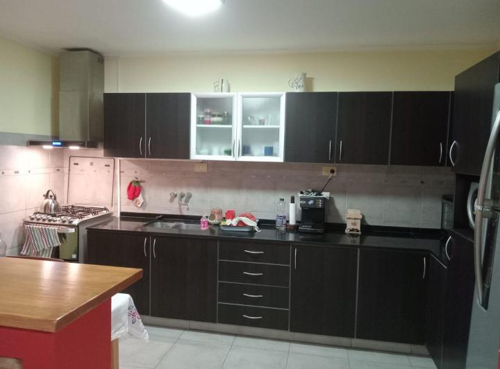 Casa · 179m² · 4 Ambientes · 2 Cocheras