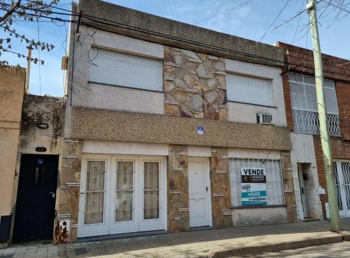 Casa · 136m² · 5 Ambientes · 1 Cochera
