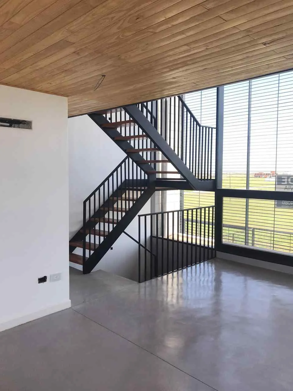 Duplex de 3 pisos en Docta
