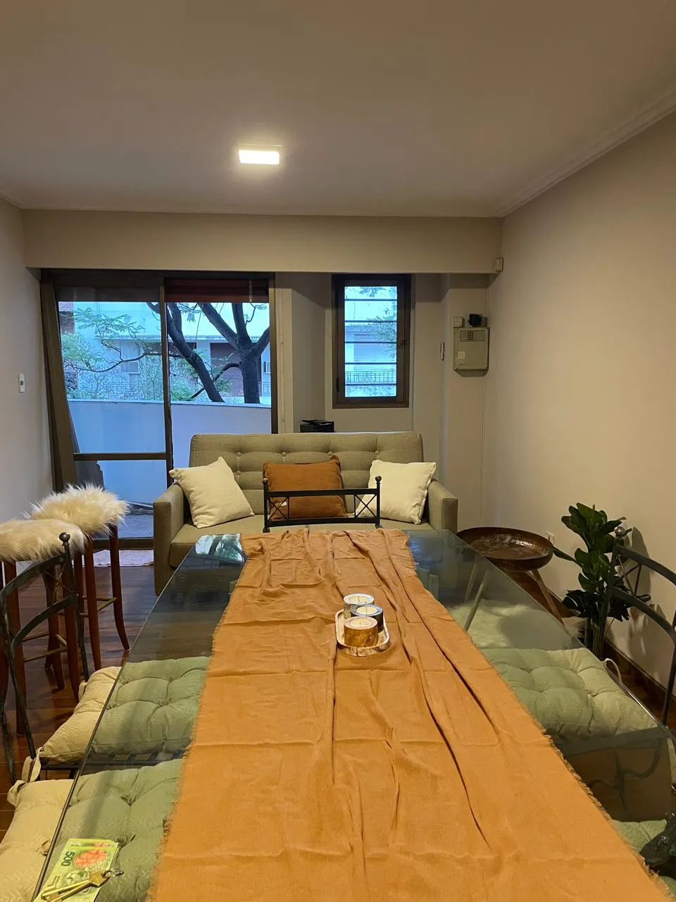 Excelente Departamento en Nueva Córdoba, 2H 2B, Balcón y Patio