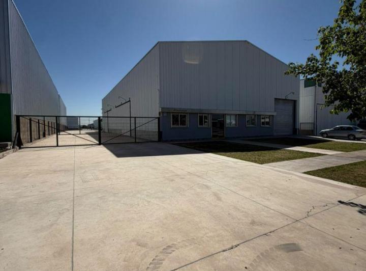 Bodega-Galpón · 800m²