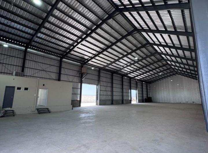 Bodega-Galpón · 1000m² · 3 Ambientes