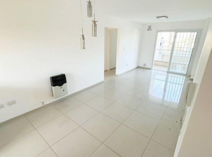 Departamento · 80m² · 3 Ambientes · 1 Cochera
