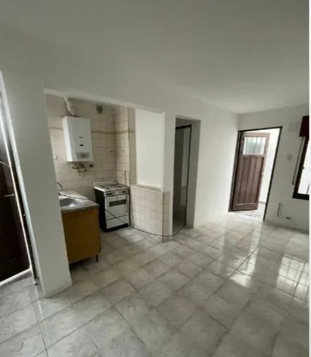 Vendo dpto c1 dorm y patio.B Providencia.