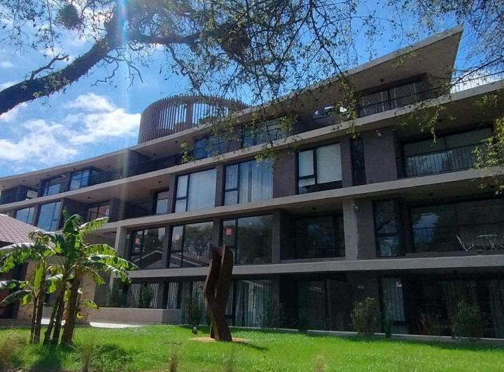 Departamento · 146m² · 7 Ambientes · 1 Cochera