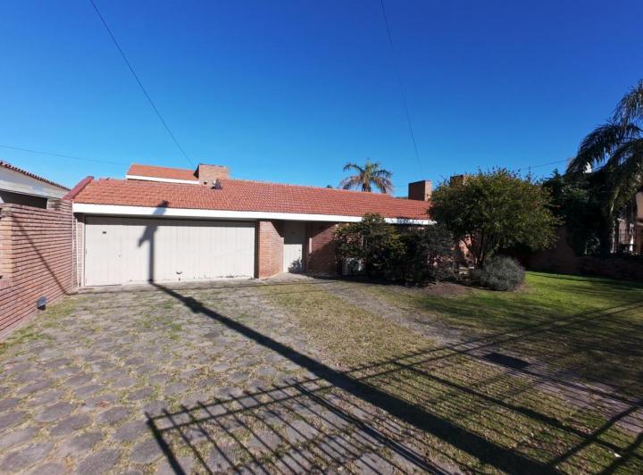 Casa · 534m² · 6 Ambientes · 2 Cocheras