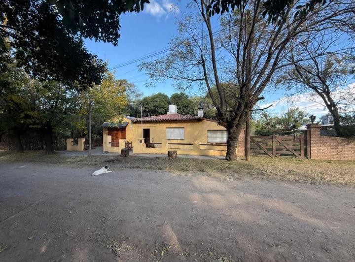 Casa · 96m² · 5 Ambientes · 1 Cochera