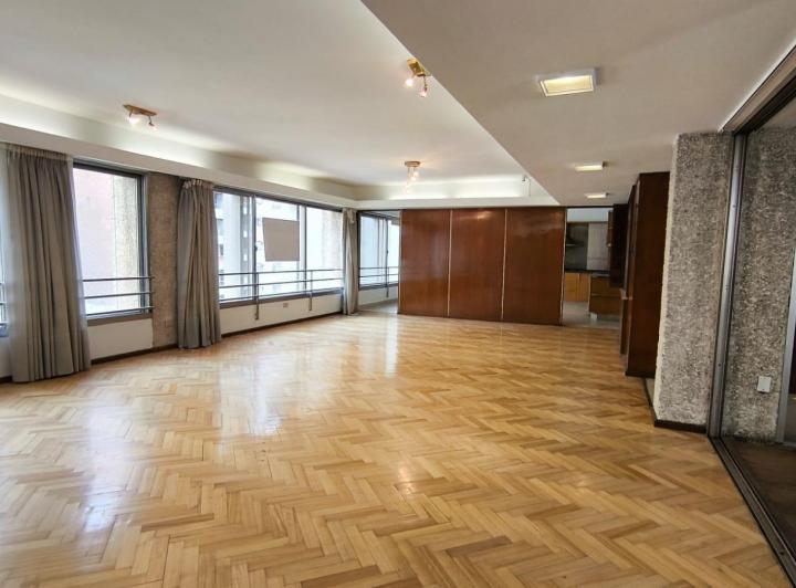 Departamento · 300m² · 4 Ambientes