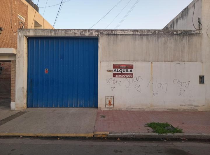 Local comercial · 324m²