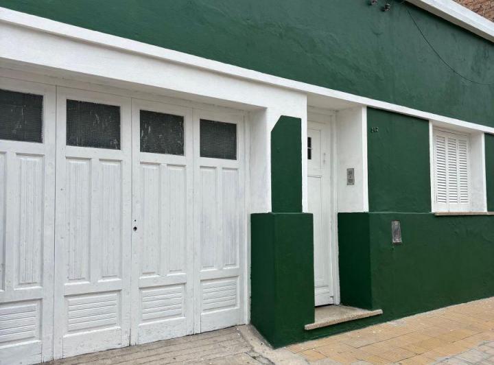 Casa · 130m² · 5 Ambientes · 1 Cochera