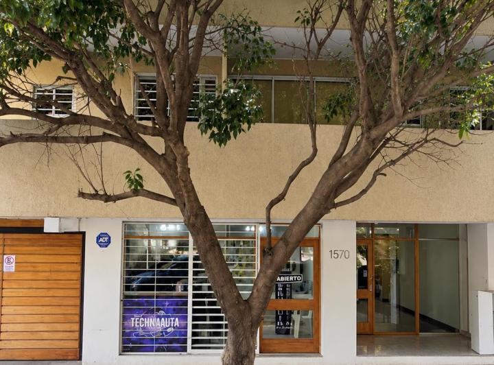 Departamento · 50m² · 2 Ambientes · 1 Cochera