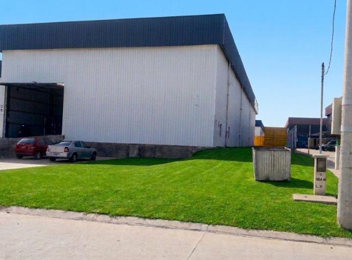 Bodega-Galpón · 1500m² · 2 Ambientes