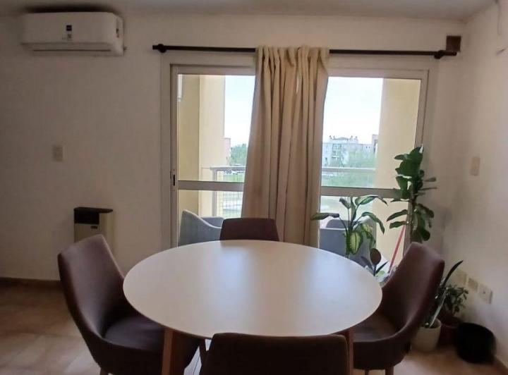 Departamento · 100m² · 5 Ambientes · 1 Cochera