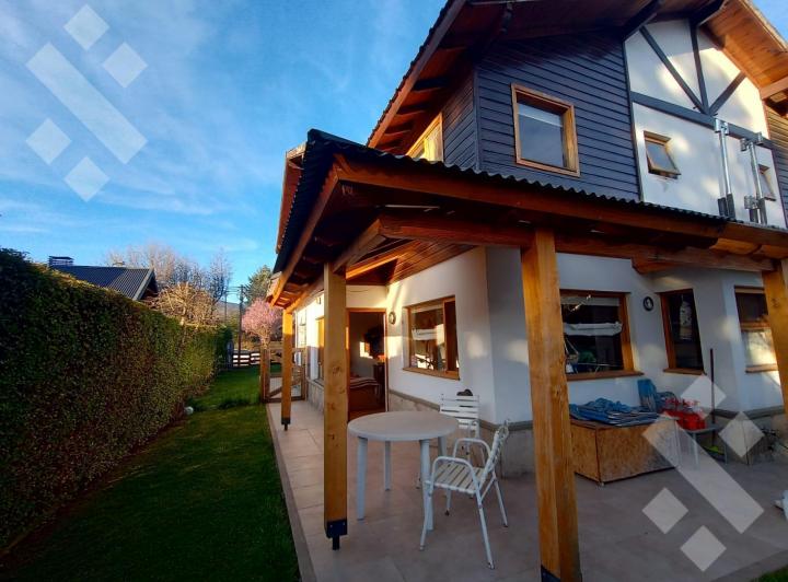 Casa · 81m² · 3 Ambientes · 1 Cochera