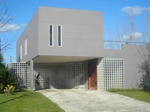 Casa en Venta en Santa Catalina, Countries y Barrios Cerrados en Tigre