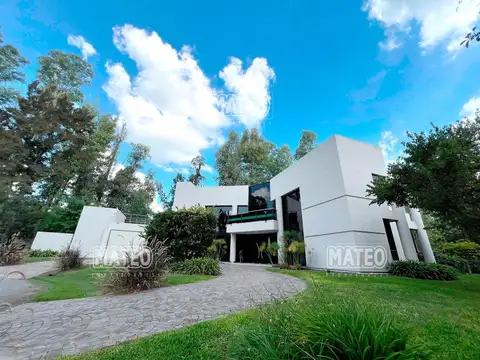Casa en Venta en Campos De Álvarez, Countries y Barrios Cerrados en Francisco Álvarez
