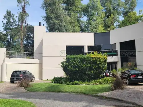 Casa en Venta en Campos De Alvarez, Countries y Barrios Cerrados en Francisco Alvarez