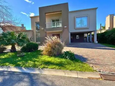 Casa en Venta en Fincas de Hudson, Countries y Barrios Cerrados en Berazategui
