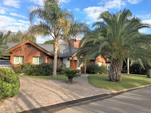 Casa en Venta en El Casco De Leloir, Countries y Barrios Cerrados en Ituzaingó