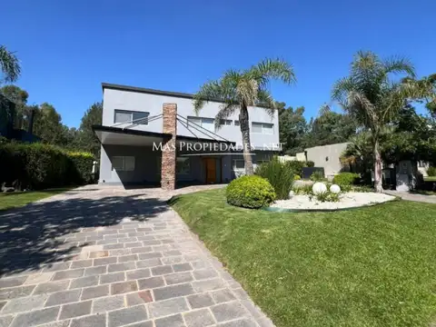 Casa en Venta en Terralagos, Canning