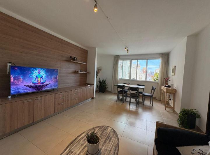 Departamento · 200m² · 5 Ambientes · 1 Cochera