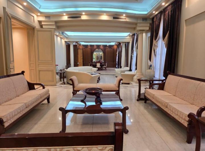 Departamento · 726m² · 8 Ambientes
