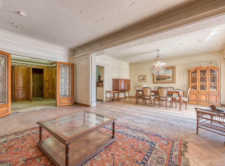 Departamento · 200m² · 6 Ambientes · 1 Cochera