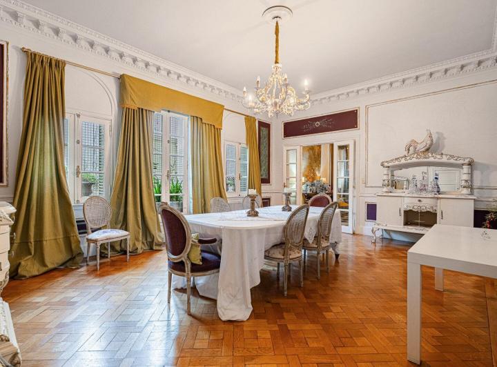 Departamento · 520m² · 10 Ambientes · 1 Cochera