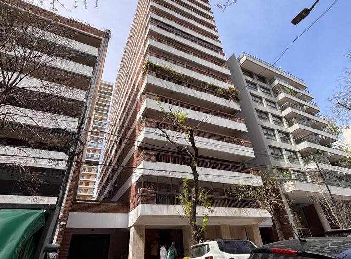 Departamento · 160m² · 5 Ambientes · 2 Cocheras