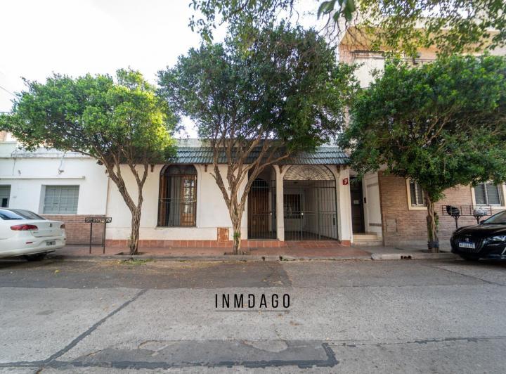 Casa · 176m² · 7 Ambientes · 1 Cochera