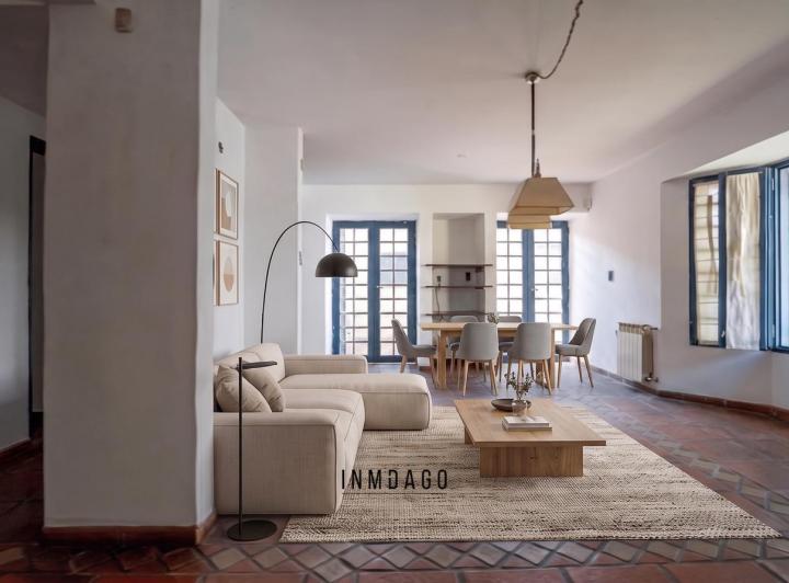 Casa · 207m² · 4 Ambientes · 2 Cocheras