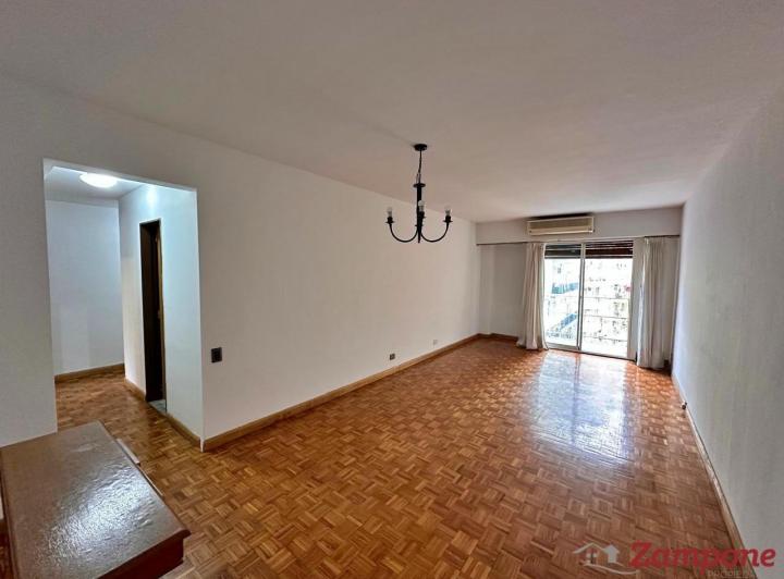 Departamento · 93m² · 5 Ambientes · 1 Cochera