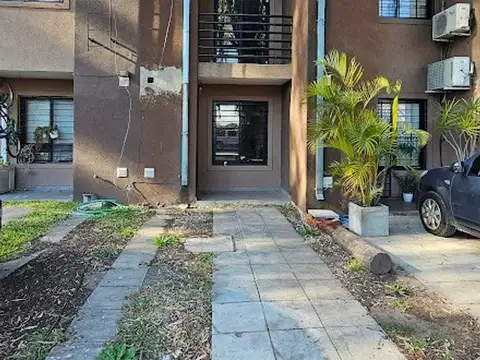 PH en Venta en Villa Gobernador Udaondo, Partido de Ituzaingó