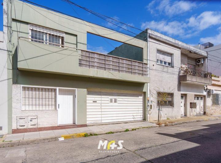 Casa · 150m² · 4 Ambientes · 1 Cochera