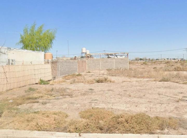 Terreno · 221m²