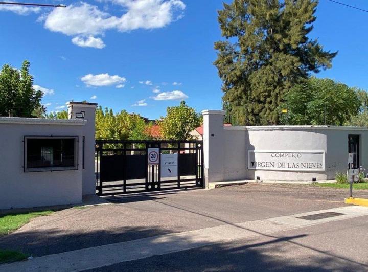 Terreno · 935m²
