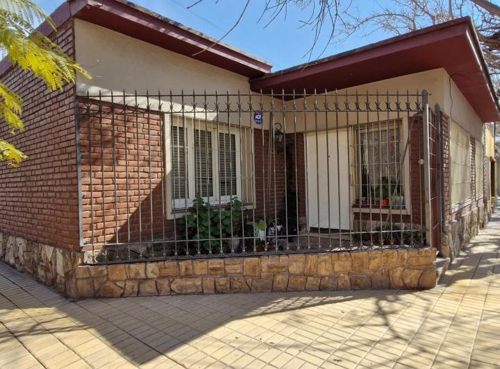 Casa · 150m² · 2 Cocheras