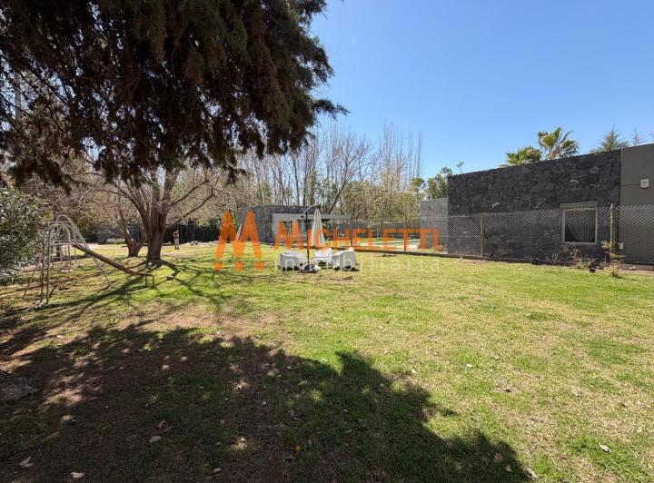 Terreno · 800m²