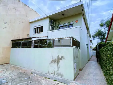 PH en Venta en Castelar Sur, Castelar