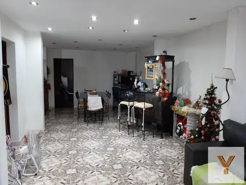 PH en Venta en Sarandi, Partido de Avellaneda