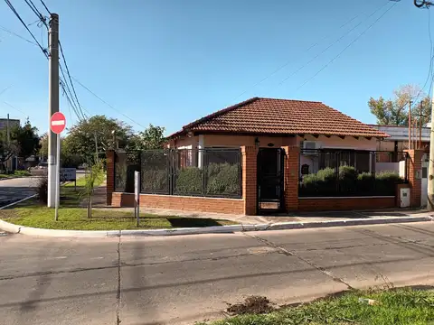 PH en Venta en Castelar Sur, Castelar