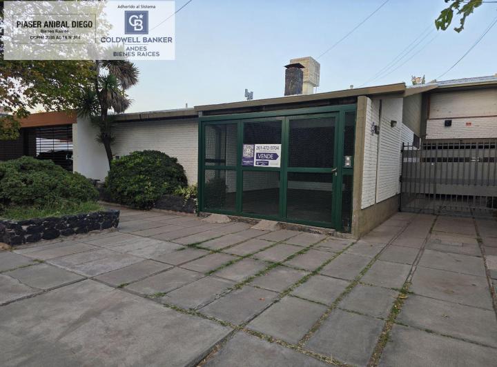 Casa · 148m² · 3 Dormitorios · 1 Cochera
