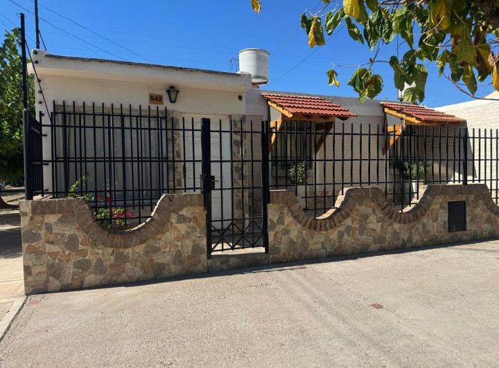 Casa · 112m² · 6 Ambientes · 1 Cochera