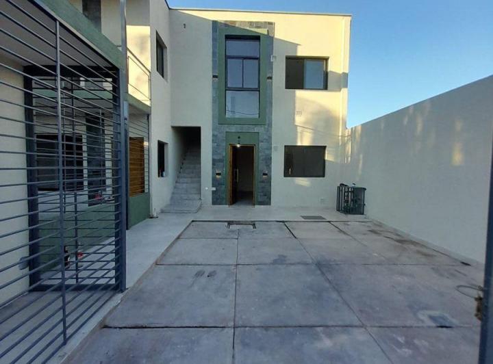 Departamento · 60m² · 2 Ambientes · 1 Cochera