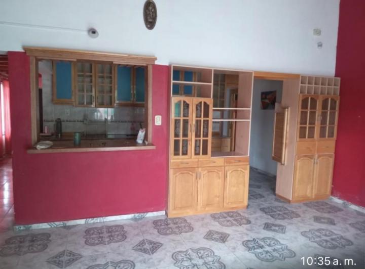 Casa · 180m² · 3 Ambientes · 1 Cochera