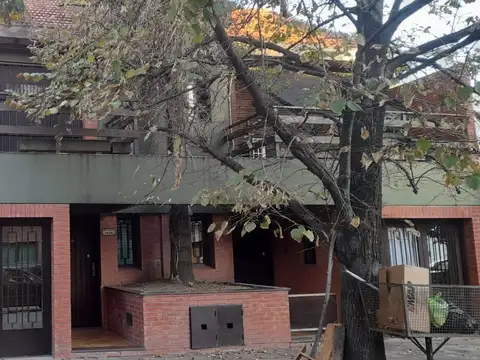 PH en Venta en Caseros, Partido de Tres de Febrero