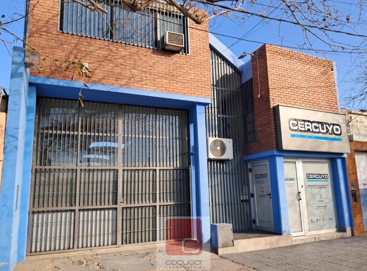 Local comercial · 428m²