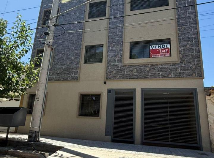 Departamento · 54m² · 2 Ambientes · 1 Cochera