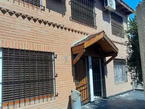 PH en Venta en Caseros, Partido de Tres de Febrero