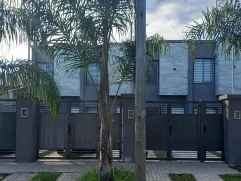 PH en Venta en Castelar Sur, Castelar